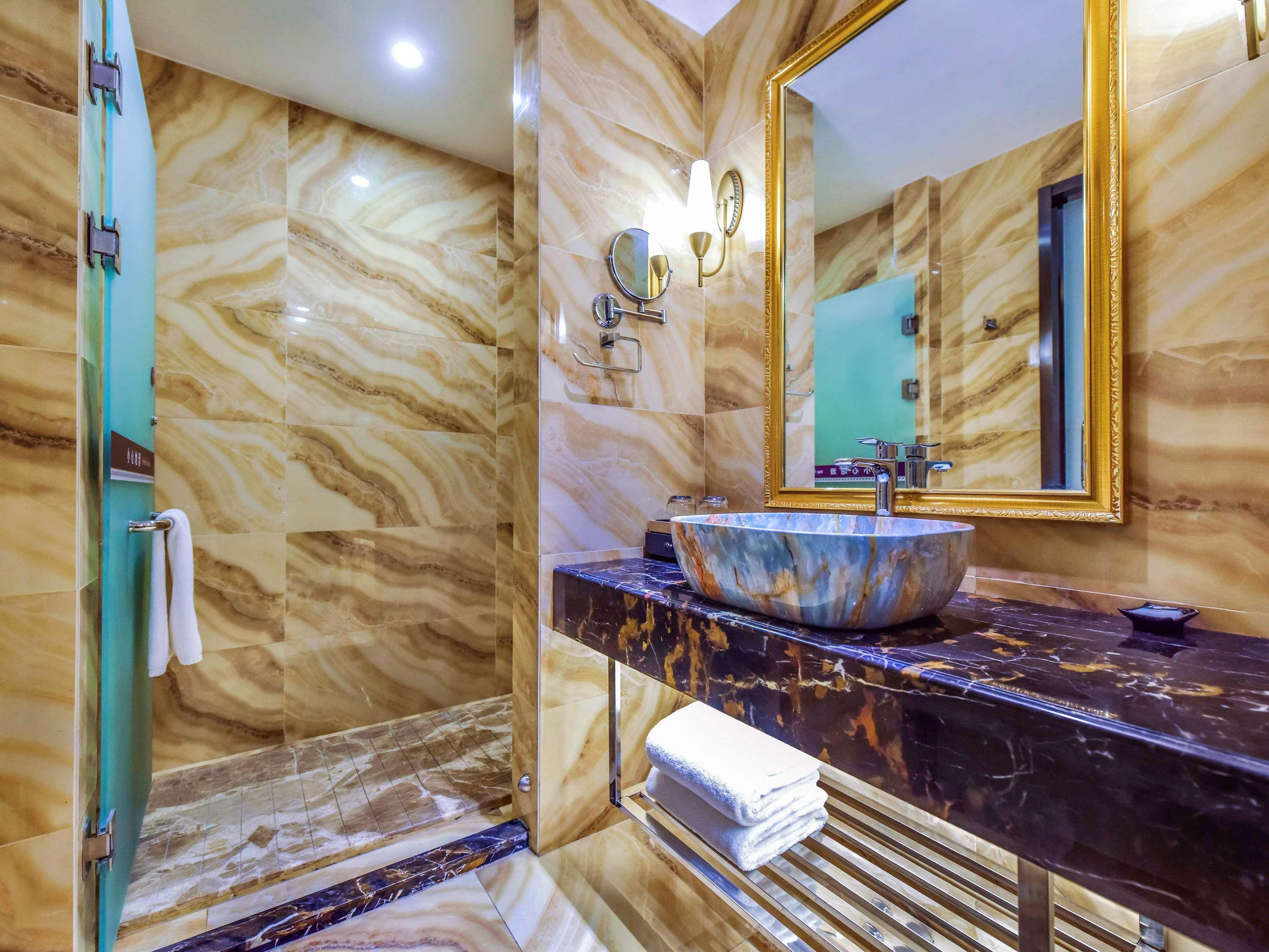 Mercure Chongqing Downtown Ngoại thất bức ảnh